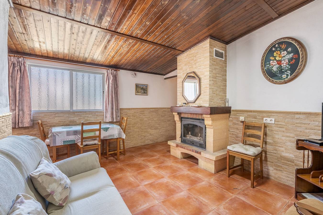 Maison de vacances 'Casa Pepita' avec vue sur les montagnes, piscine privée et Wi-Fi in Cacín, Province de Grenade