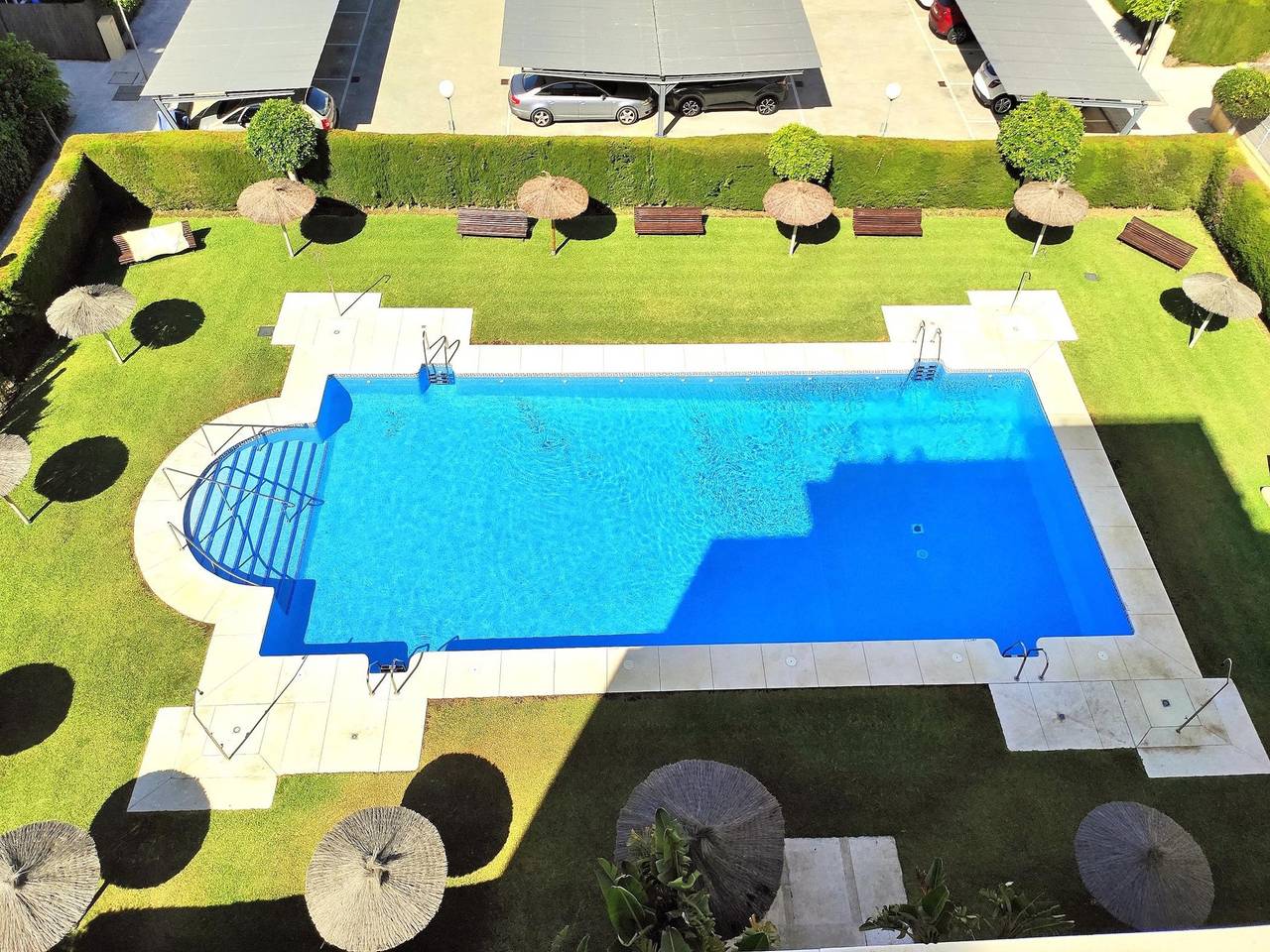 Apartamento entero, Apartamento de vacaciones para 3 personas con piscina in Valdelagrana, El Puerto de Santa María