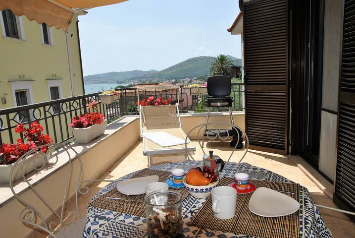 Location de vacances pour 4 personnes, avec balcon/terrasse et vue sur l’océan à Formia - 3