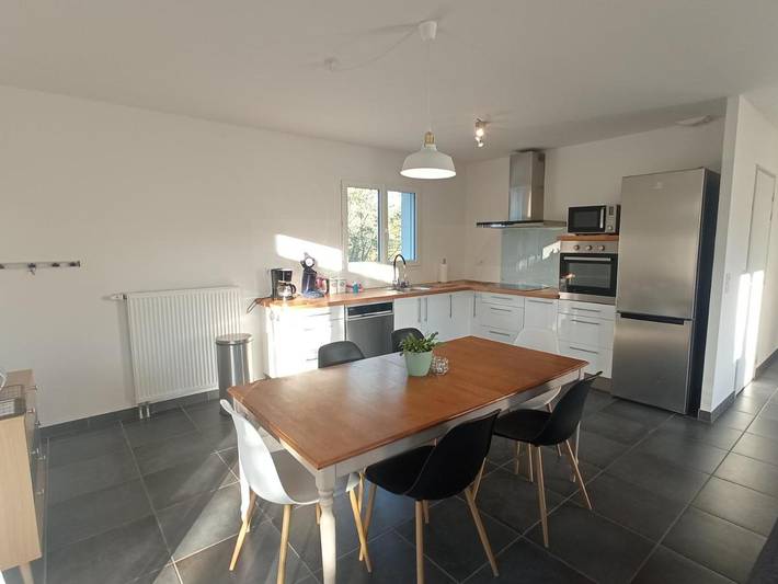 Location de vacances pour 4 personnes, avec vue et jardin, adapté aux familles à Cublac - 4