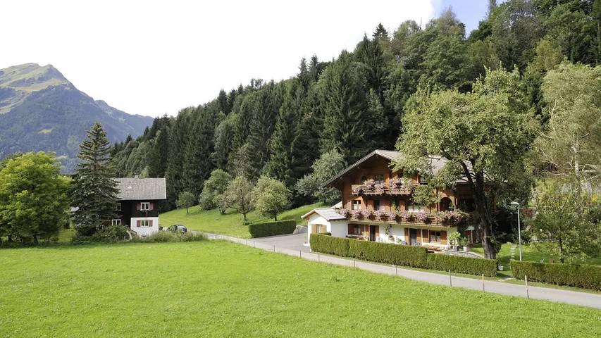 Gîte pour 4 personnes, avec jardin ainsi que piscine et balcon à Sankt Gallenkirch - 4