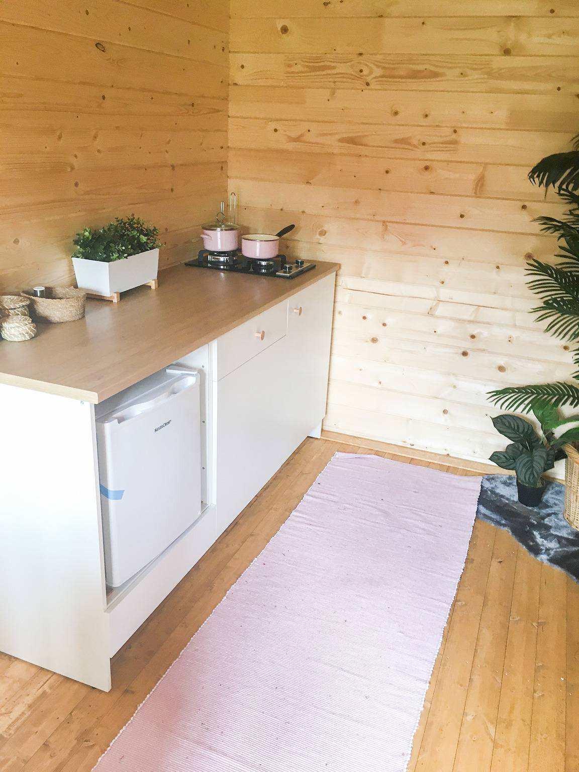*Blockbohlen-Studio*im Grünen & Sonnenterrasse in Spandau, Berlin