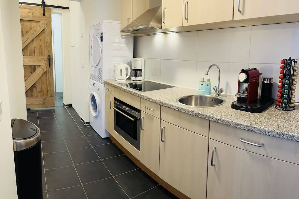 Ganze Wohnung, Cozy apartment - 150 meters from beach! in Katwijk, Niederländische Nordsee