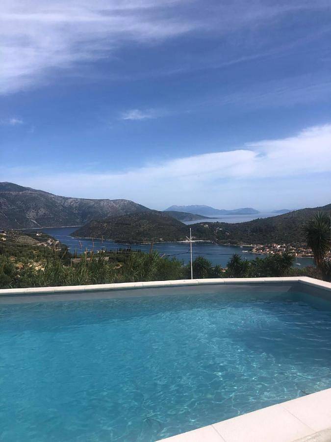 Villa pour 5 personnes, avec piscine et vue ainsi que terrasse et jardin, animaux acceptés à Ithaque - 4