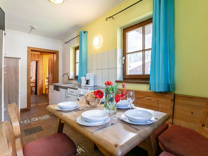 Ferienwohnung für 5 Personen, mit Garten und Sauna in Huben - 3
