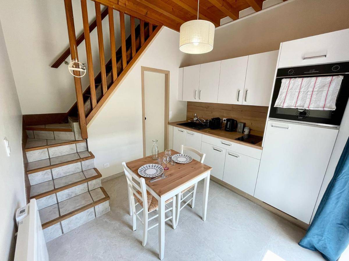 Appartement entier, Studio cosy en pleine campagne in Messimy-sur-Saône, Ain