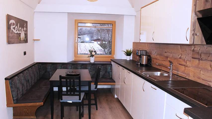 Ferienwohnung für 7 Personen, mit Balkon und Garten