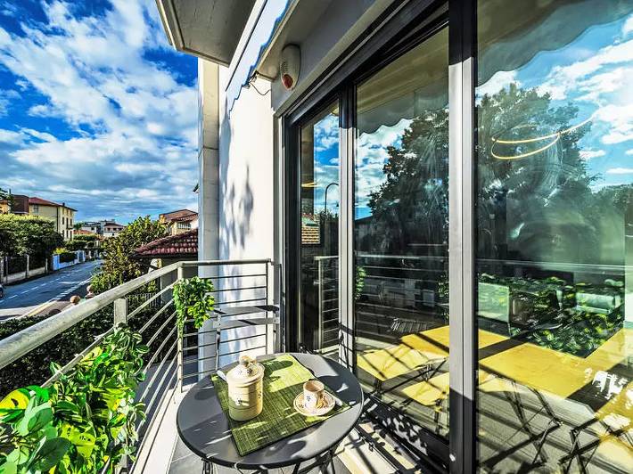 Gîte pour 6 personnes, avec balcon dans Marina di Pietrasanta