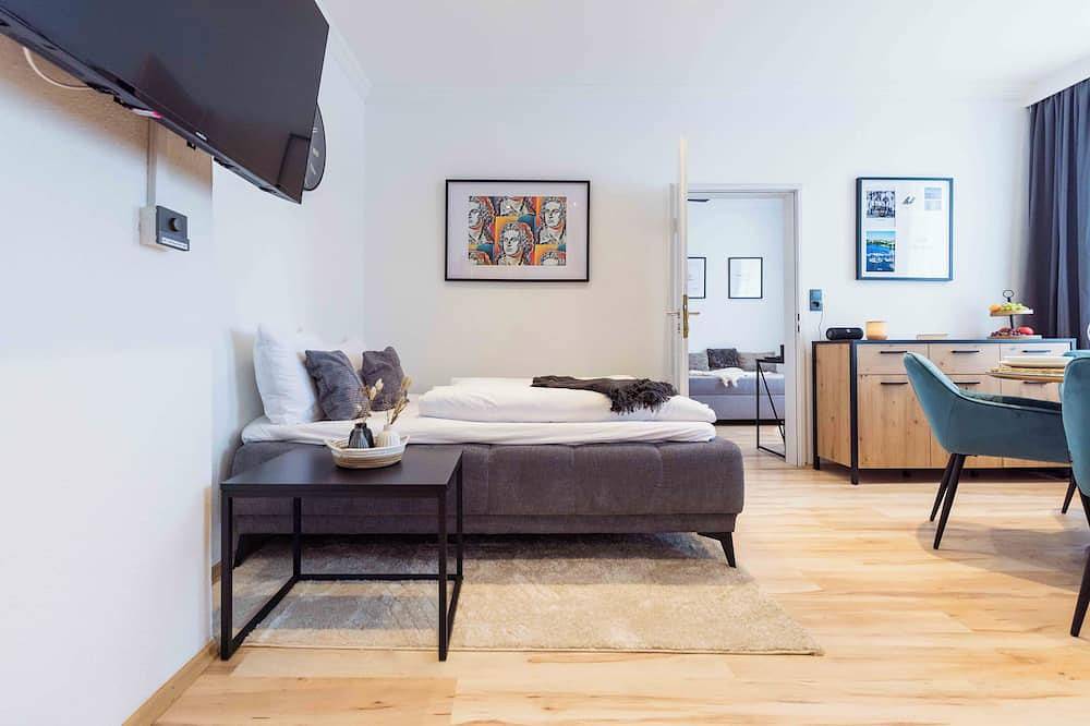 Ganze Wohnung, Schiller Apartment im Zentrum von Hof, Küche, Parkplatz, Wlan 250 Mbit. in Hof, Oberfranken