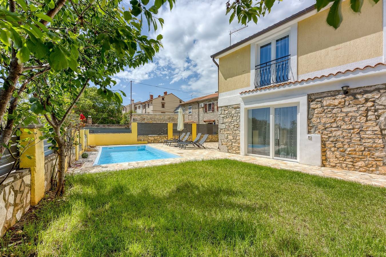 Casa Ti Sei with Private Pool in Kastelir, Općina Kaštelir - Labinci