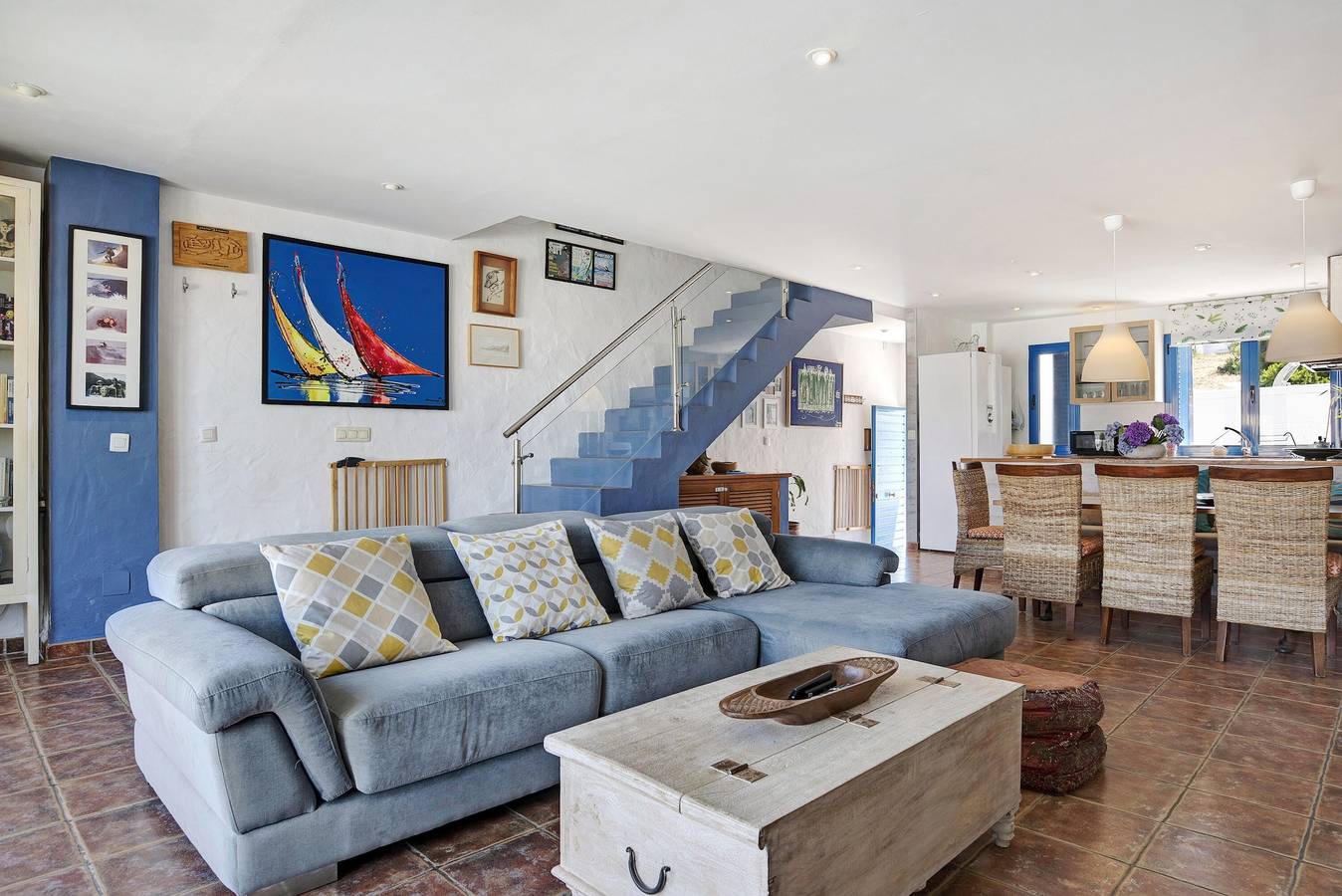 Entire apartment, Apartment Duplex con vistas al mar Near the Beach with Sea View, Wi-Fi & Terrace in Playa de Los Lances, Tarifa