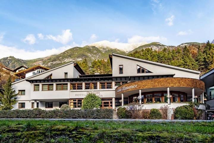 Hotel für 2 Personen, mit Balkon und Terrasse sowie Ausblick in Landeck - 3