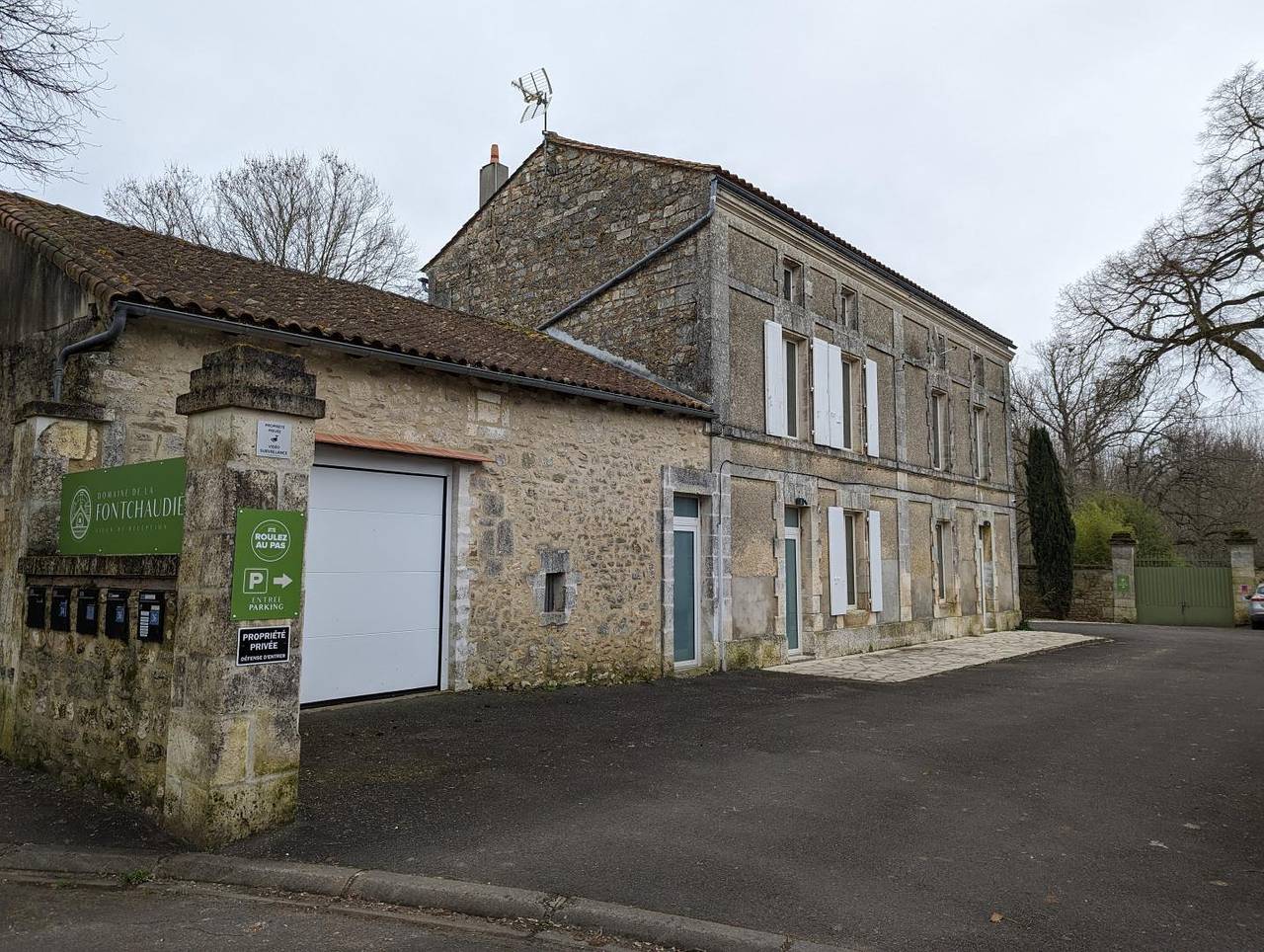 Home 32 in Saint-Yrieix-sur-Charente, Charente