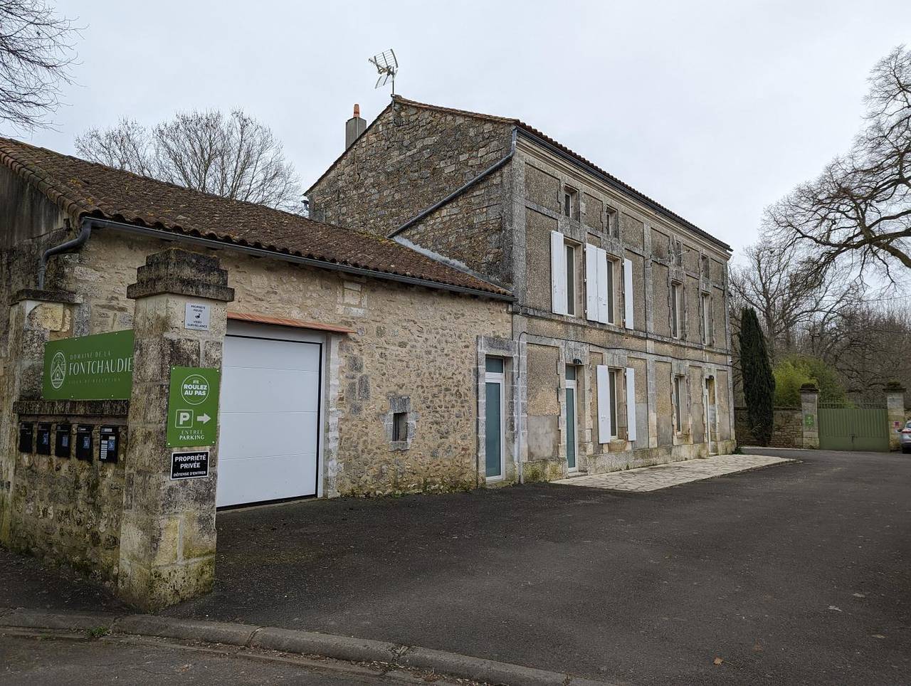 Home 32 in Saint-Yrieix-Sur-Charente, Charente