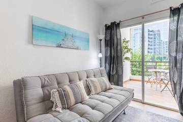 Apartment for 3 People in Benidorm, Costa Blanca, Photo 2