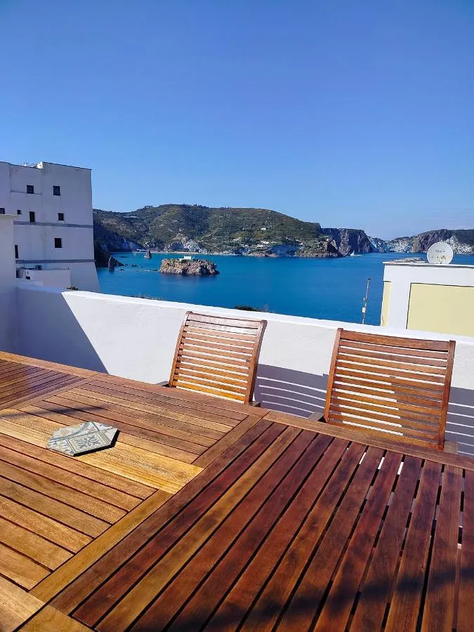 Ferienwohnung für 8 Personen, mit Ausblick und Terrasse - 1