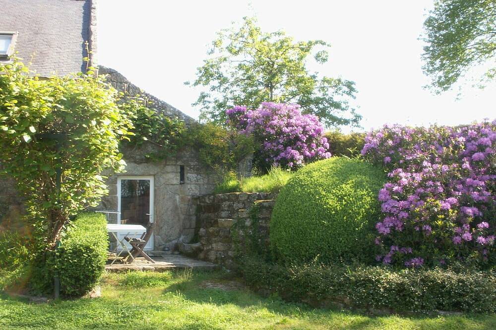 Tout petit Logement insolite mais complet in Bieuzy, Région de Pontivy