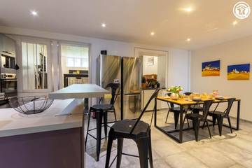 Gîte pour 12 personnes, avec terrasse à Le Bourget-du-Lac