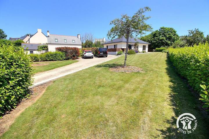 Gîte pour 4 personnes, avec jardin à Pleubian - 2