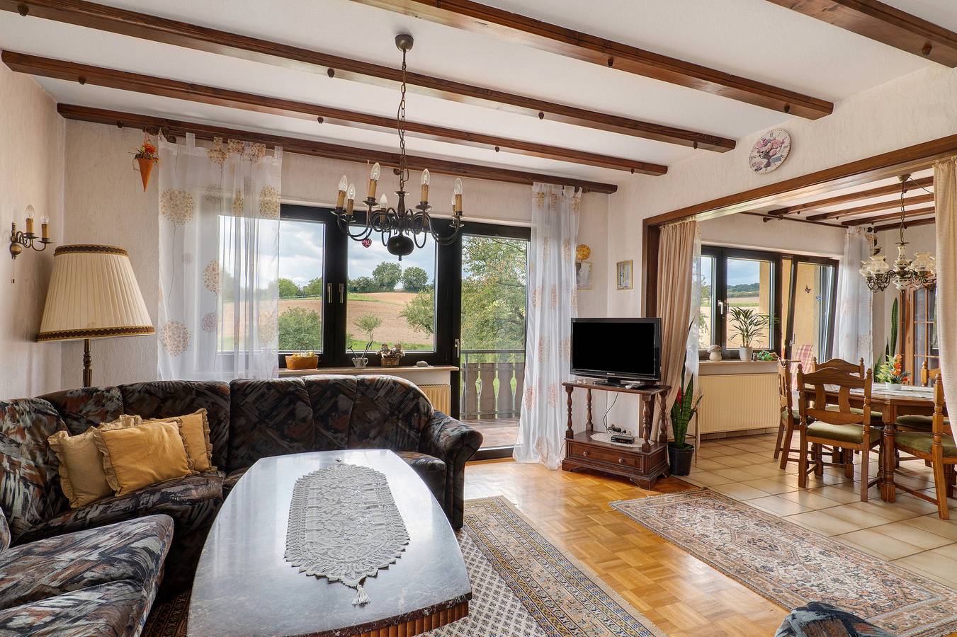 Entire apartment, Apartment 'Waidbachhof' with Balcony and Wi-Fi in Sinsheim, Kraichgau
