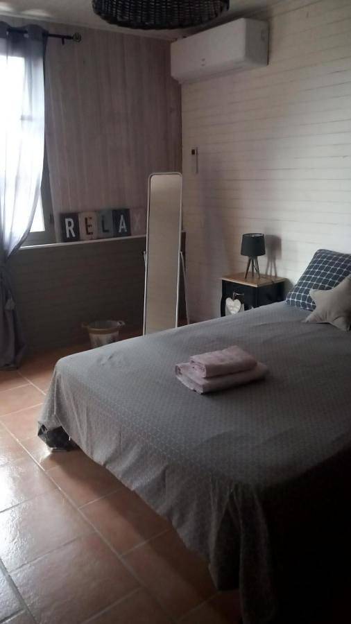 Double Room with Pool View in Montdoumerc, Quercy