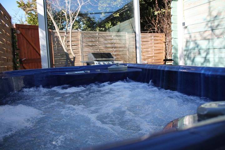 Maison de campagne pour 2 personnes, avec sauna ainsi que jacuzzi et jardin à Le Beausset - 4