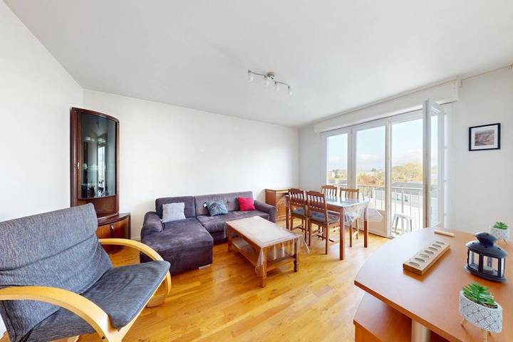 Gîte pour 4 personnes, avec balcon dans Petit Port