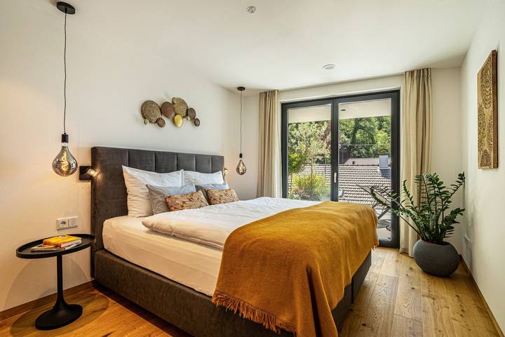 Entire apartment, Apartment "Videre Penthouse Lodge" with Mountain View, Wi-Fi & Terrace in Gargazon, Sarntal Alps