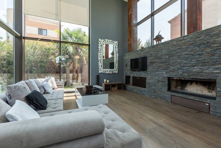 Villa 'Espai Oliveres' with Private Pool, Wi-Fi, and Air Conditioning in el Papiol, Barcelona Inland