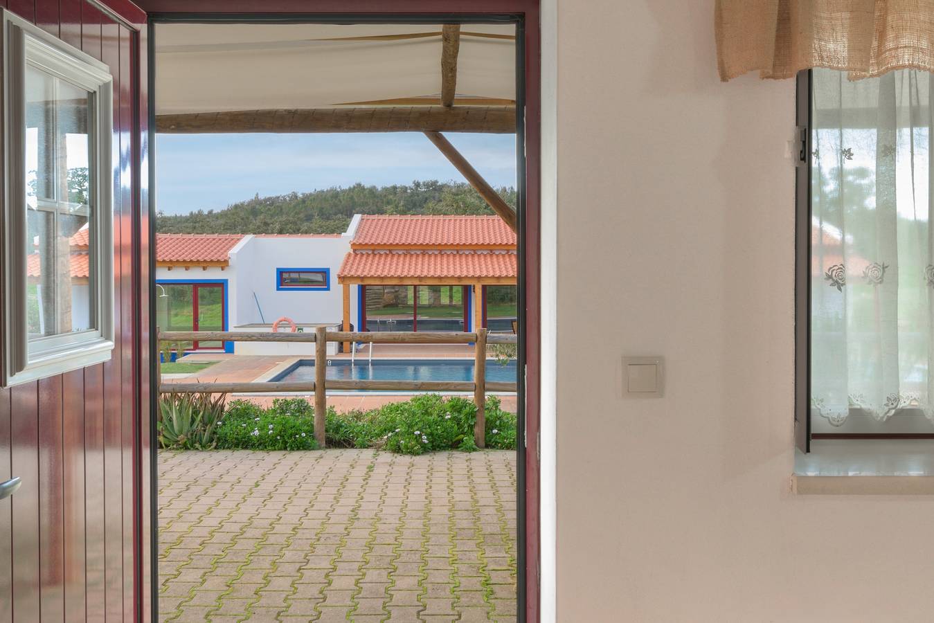Appartamento intero, Casa vacanze 'Gui' con vista sulle montagne, Wi-Fi e aria condizionata in São Luís, Costa Alentejana