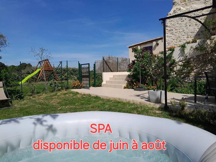 Location de vacances pour 4 personnes, avec vue et jardin, animaux acceptés à Saint-Marcel-d'Ardèche - 2