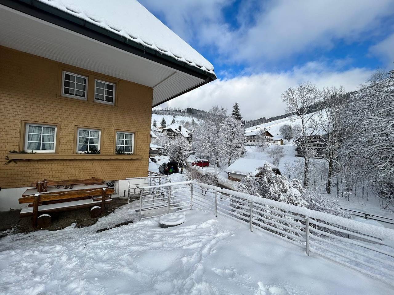 Ganze Ferienwohnung, Berghof Almzeit - Fewo "Heuboden", Sauna , Todtnauberg, Feldberg in Suedlicher Schwarzwald, Todtnau