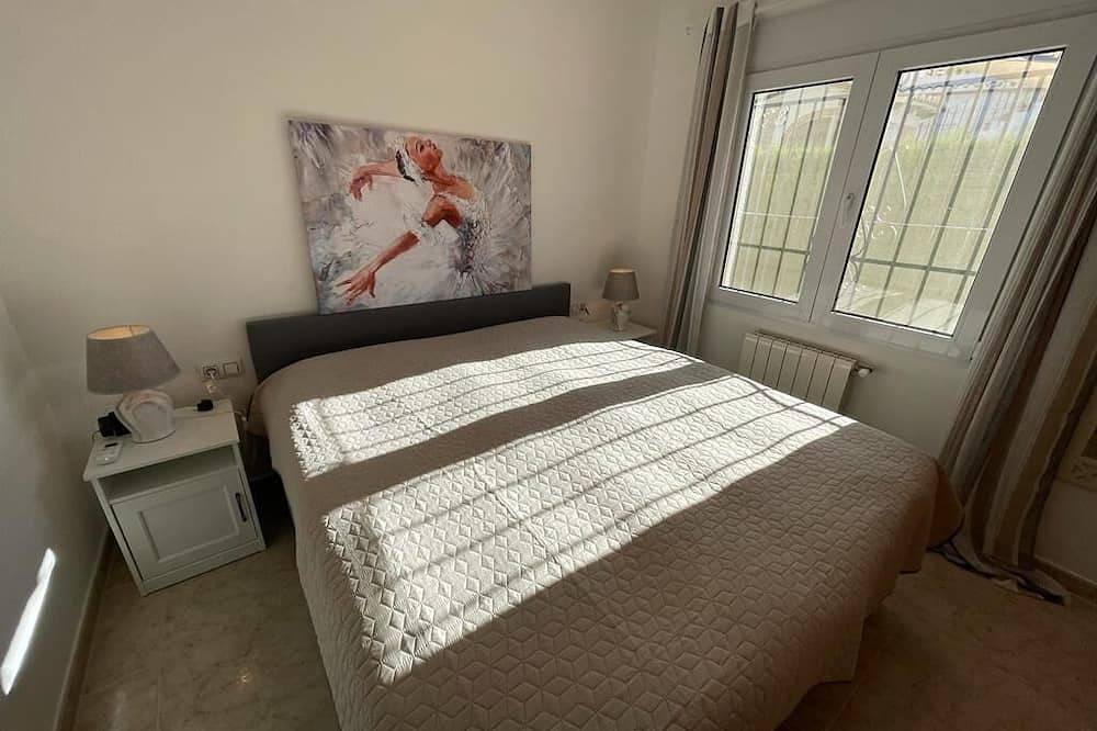 T-0521, Iwona, preciosa villa soleada en Monte Solana in Pedreguer, Costa Blanca