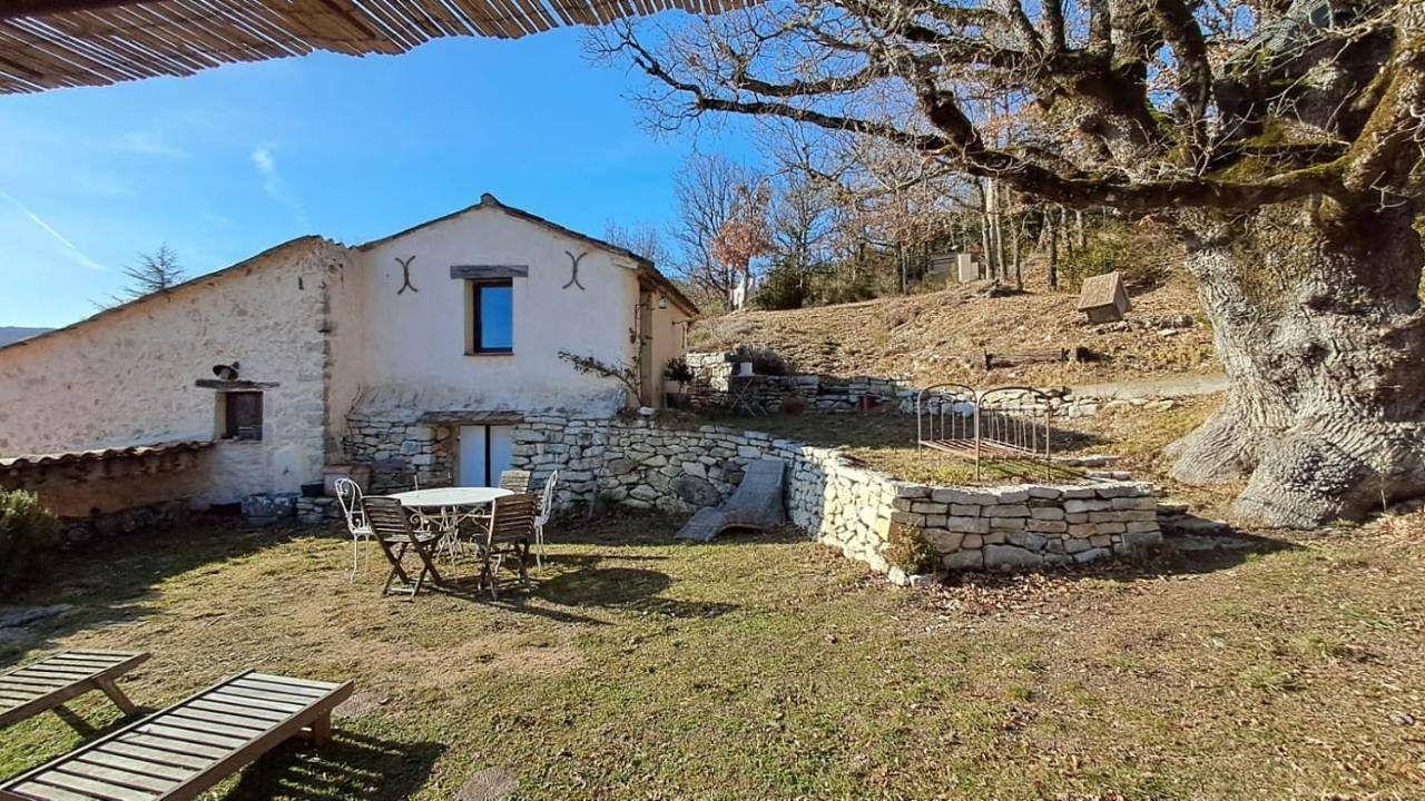 Double Room with Mountain View in Trigance, Parc naturel régional du Verdon