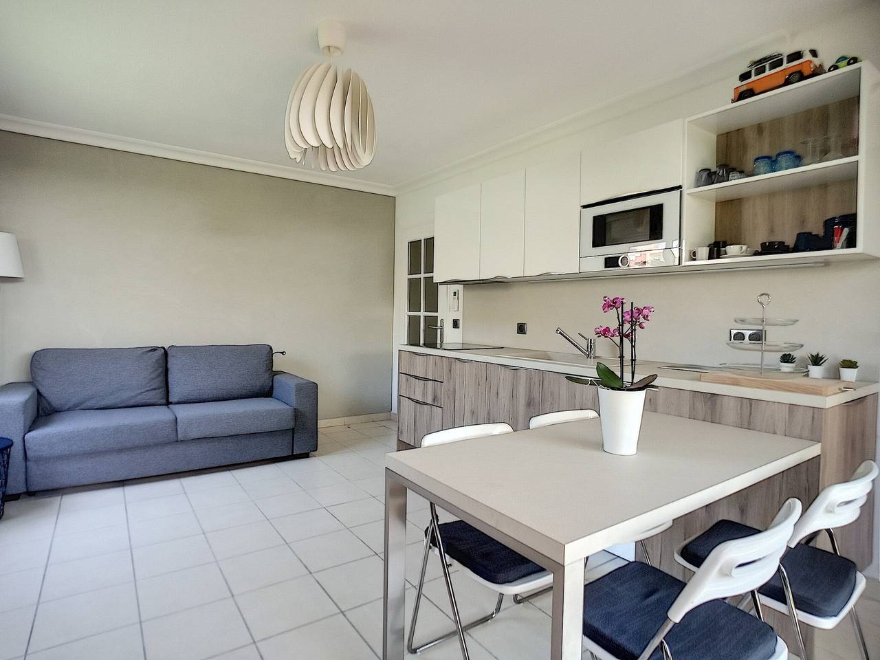 Studio entier, Antibes Les Pins Studio Rdj Piscine Plages Parking in Antibes, Côte méditerranéenne (France)