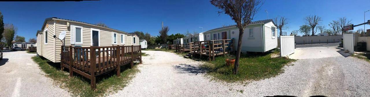 Camping pour 6 personnes avec terrasse in Frontignan, Côte méditerranéenne (France)