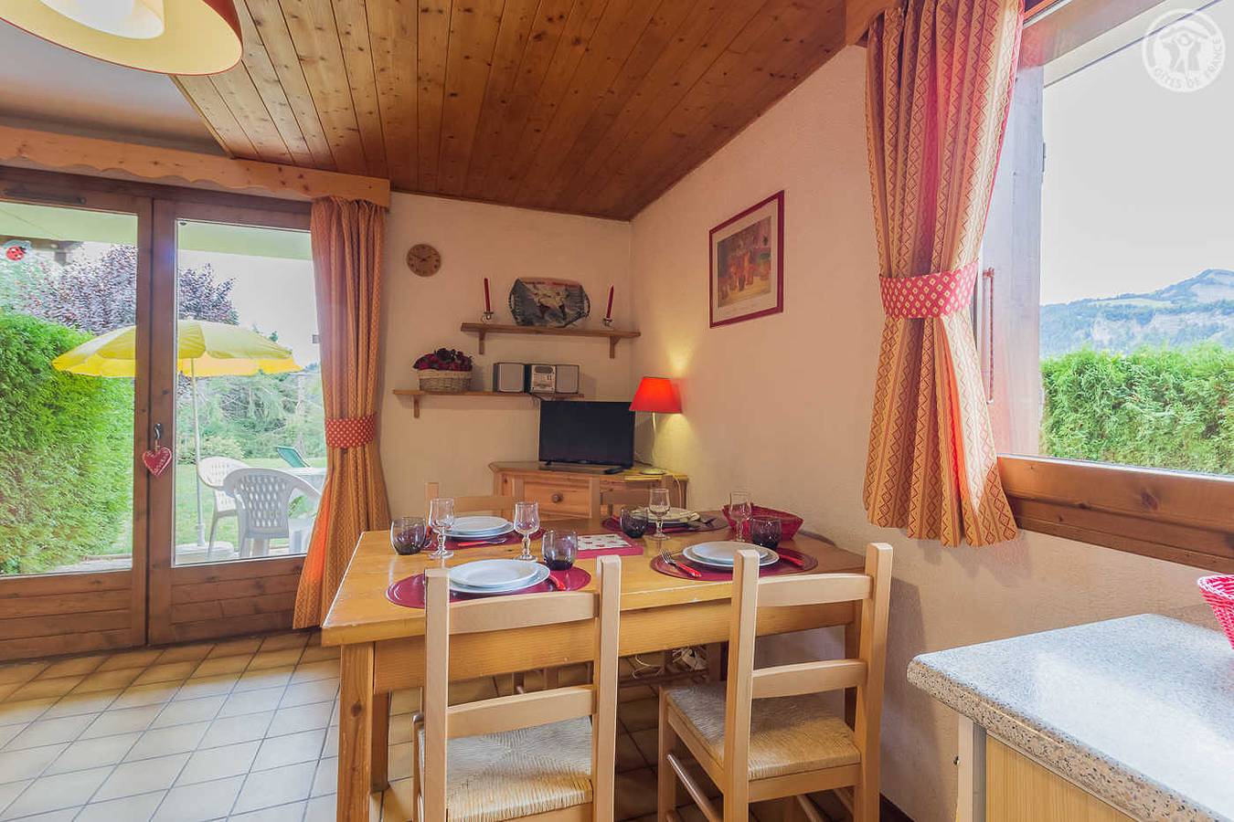 Aravis - Chalet La Licorne in Notre-Dame-de-Bellecombe, Albertville region