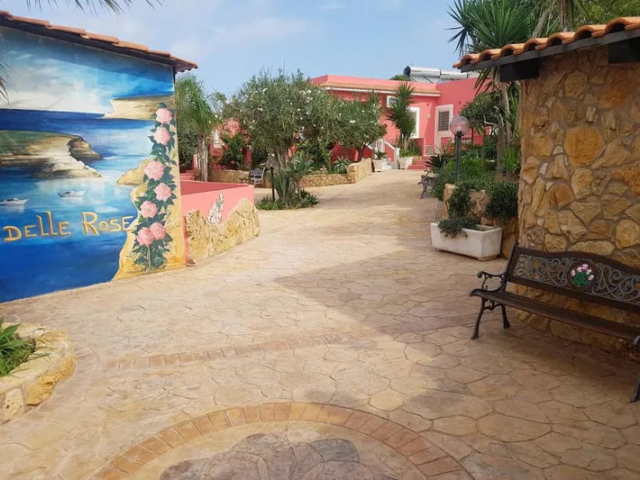 Apartmenthotel für 2 Personen, mit Pool und Kinderpool sowie Garten, mit Haustier - 1