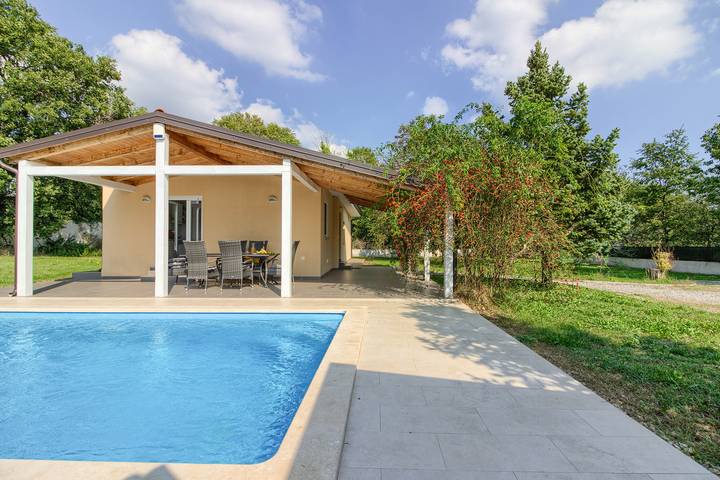 Villa für 6 Personen, mit Pool und Garten in Istrien - 4