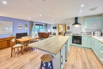 Chalet for 4 People in Alby with Thwaite, Norfolk, Photo 1