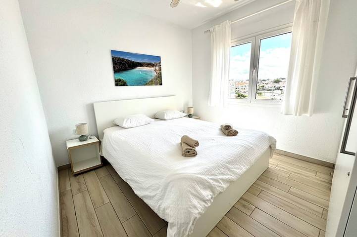Ganze Wohnung, Modernes Apartment mit traumhaftem Blick Vistamar 1 in Cala en Porter, Alaior Gemeinde