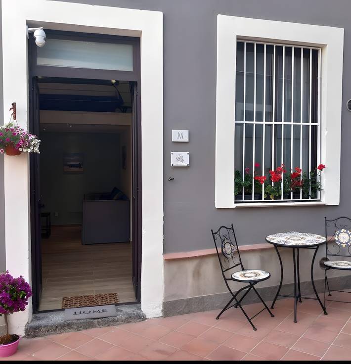 Apartment 'Giusicily Home' with Wi-Fi and Air Conditioning