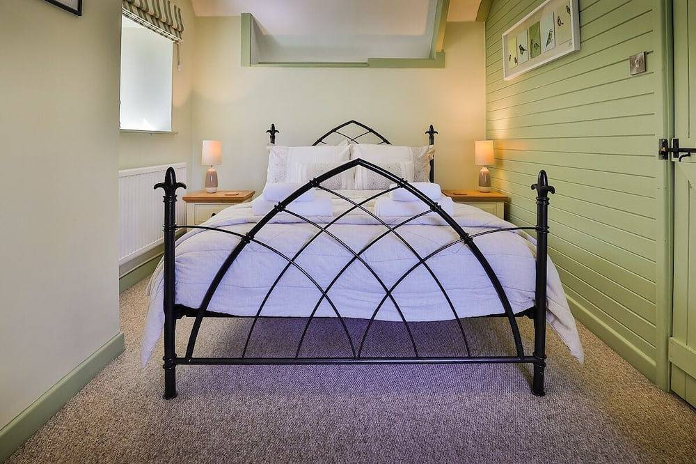 Wunderbares Ferienhaus, ruhige Lage mit beheiztem Innenpool in Pembrokeshire