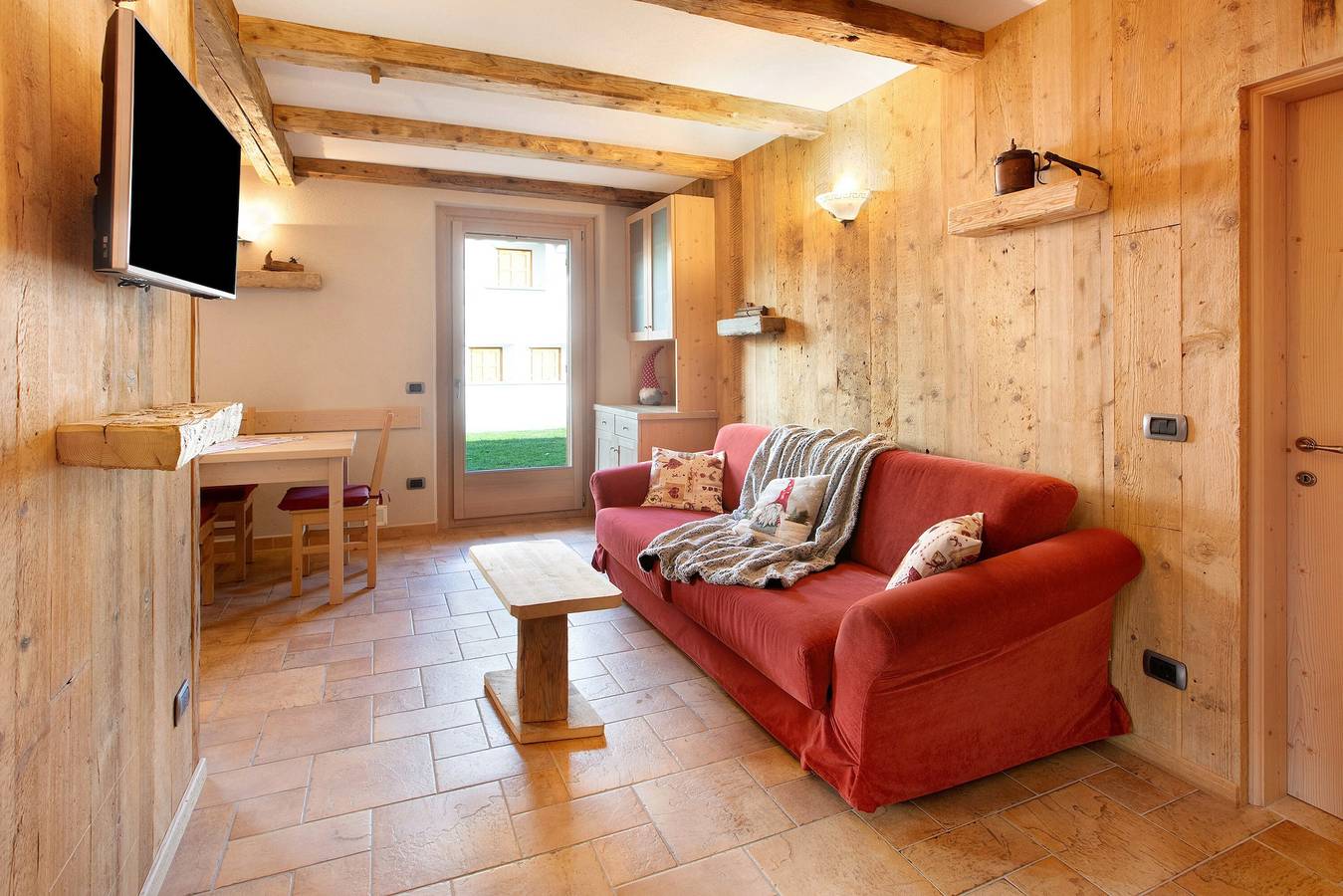 Appartamento intero, Appartamento per vacanze "Casa Clus Bormio 1" con vista sulle montagne, giardino privato e Wi-Fi in Valdisotto, Parco Nazionale dello Stelvio