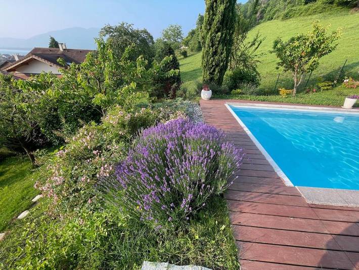 Chambre d’hôte pour 4 personnes, avec piscine et vue ainsi que vue sur le lac et jardin à Sévrier - 2