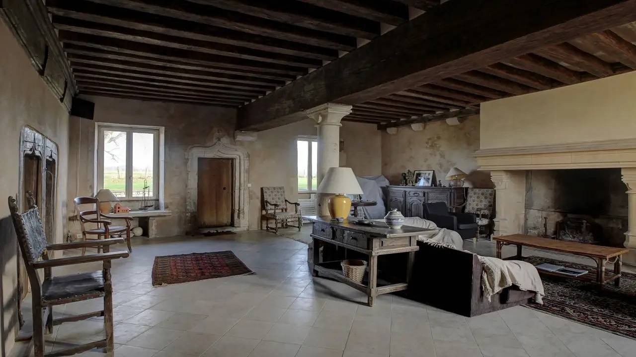 Ganze Ferienwohnung, Ferienwohnung für 8 Personen (220 m²) in Moussy in Nièvre