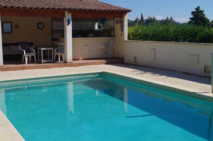 Location de vacances pour 11 personnes, avec jardin ainsi que piscine et vue à Saint-Chamas - 2