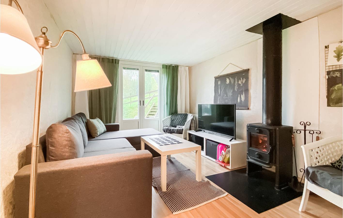 Ferienhaus für 6 Personen mit Garten in Södra Säms distrikt, Västergötland