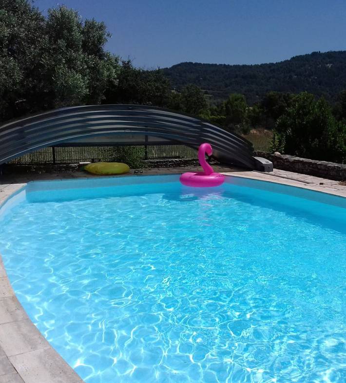 Gîte pour 4 personnes, avec jardin ainsi que piscine et terrasse à Saint-Saturnin-lès-Apt - 2