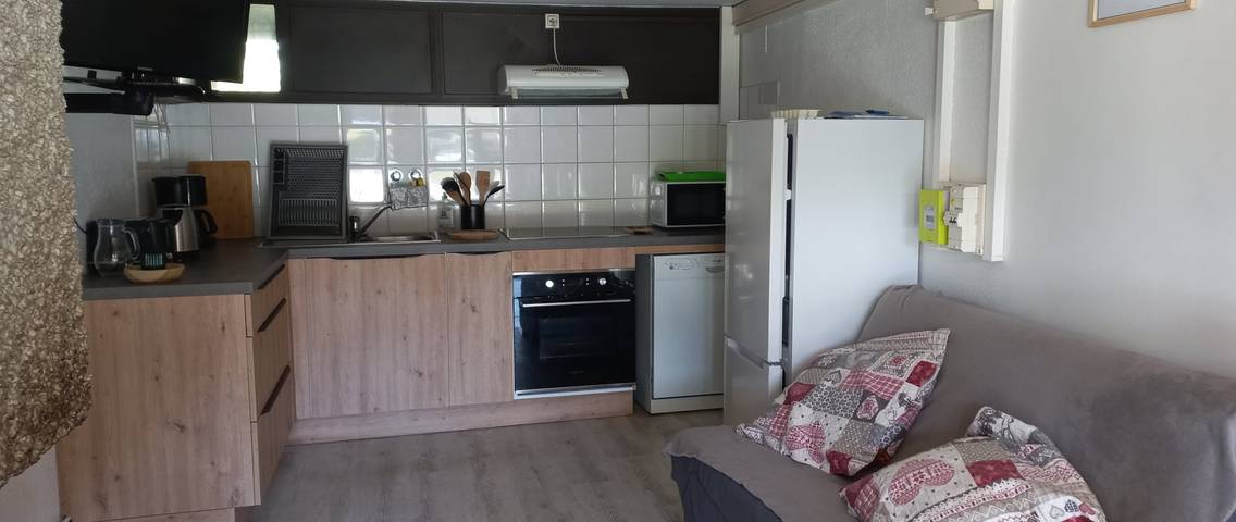 Gîte pour 4 personnes, avec terrasse et vue sur le lac, animaux acceptés dans Occitanie - 4